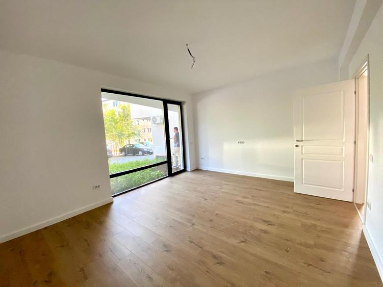 Apartament 3 camere cu gradina 93 mp, intabulat Capat Pacurari