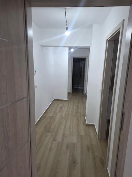 Apartament 3 camere cu 2 bai , tripane , incalzire pardoseala,stradal Giurgiului
