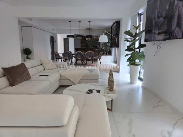 Casă modernă cu 7 camere | Focșani Est | Lux și confort - 2