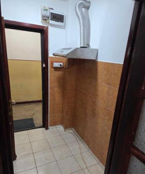 Garsoniera parter de vanzare zona Cet