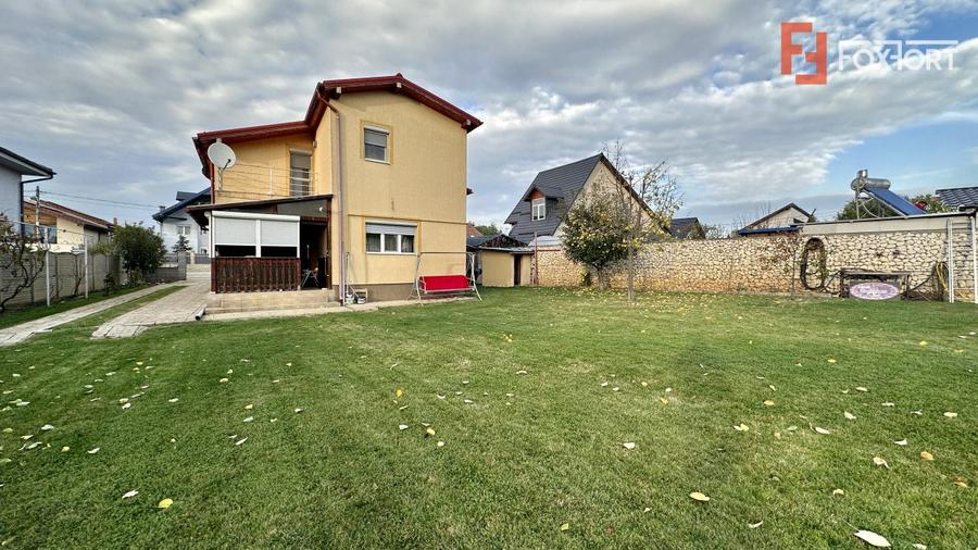 Casa individuala 5 camere si teren 1000 mp, in Sag