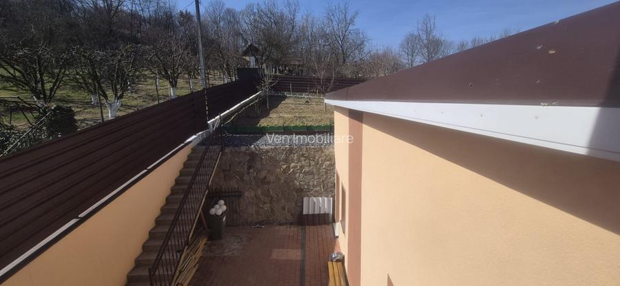 Casa de vanzare zona Podu Jelnei - 8