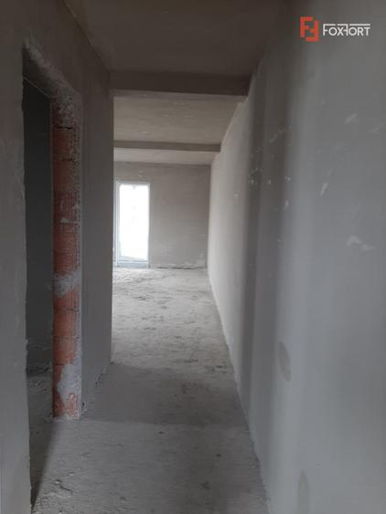Duplex cu 5 camere si teren de 392 mp - Giarmata Vii