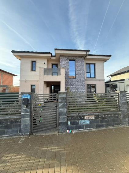 Casa individuala, 4 camere, 143 mp utili, 582 mp teren - Giarmata