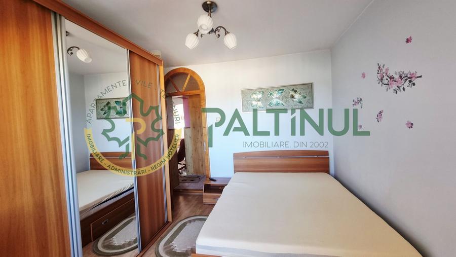 Apartament de vanzare 3 camere decomandat – Calea Poplacii, 2 balcoane, pivniță