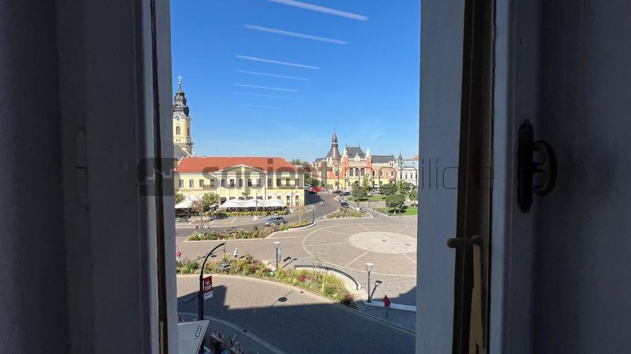 Sapient | Spatiu de birouri ultracentral _ Piața Unirii, Oradea