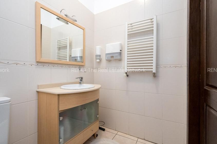 ARMENEASCA, APARTAMENT ELEGANT, SINGUR PE NIVEL, 185 MP!