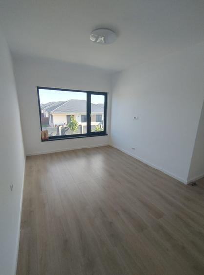 Vila Moderna Tunari, zona Buna, curte 300m