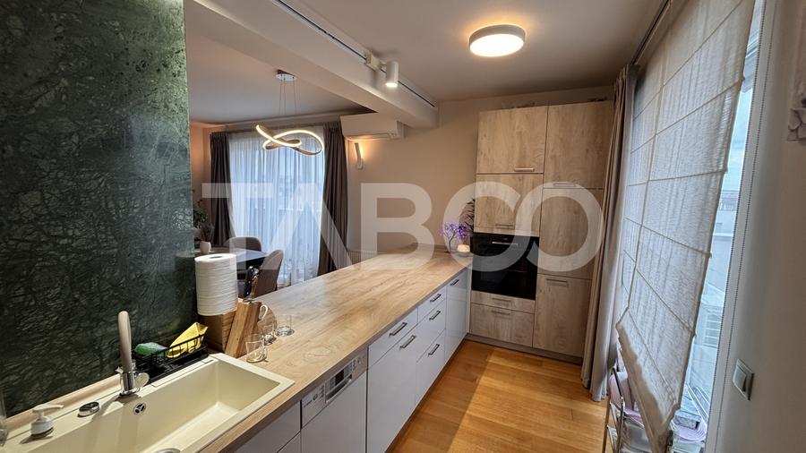 Penthouse 3 camere si doua locuri parcare de vanzare in City Residence
