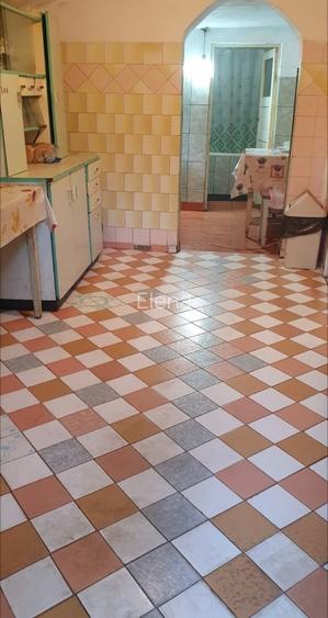 Casă 3 camere, garaj și teren - Rm. Vâlcea - 10