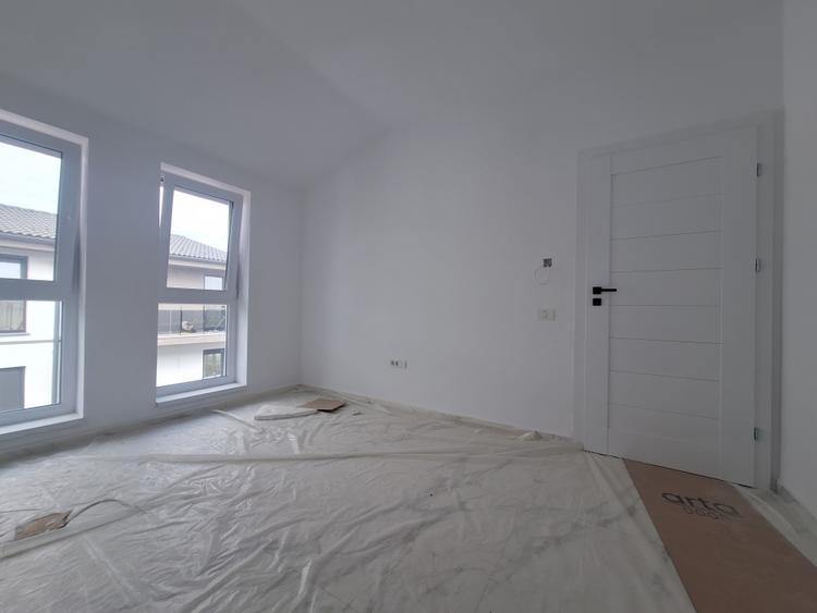 Penthouse cu 3 camere și terasa de 30 mp - zona Braytim