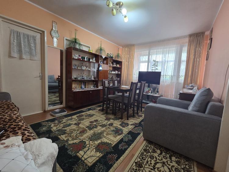 Apartament 3 camere confort 1 in Micro 16 etaj 2 cu 2 balcoane 67mp