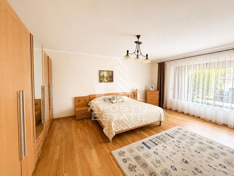 Casa individuala cu gradina si terasa, 6 camere, zona Mehala - 8