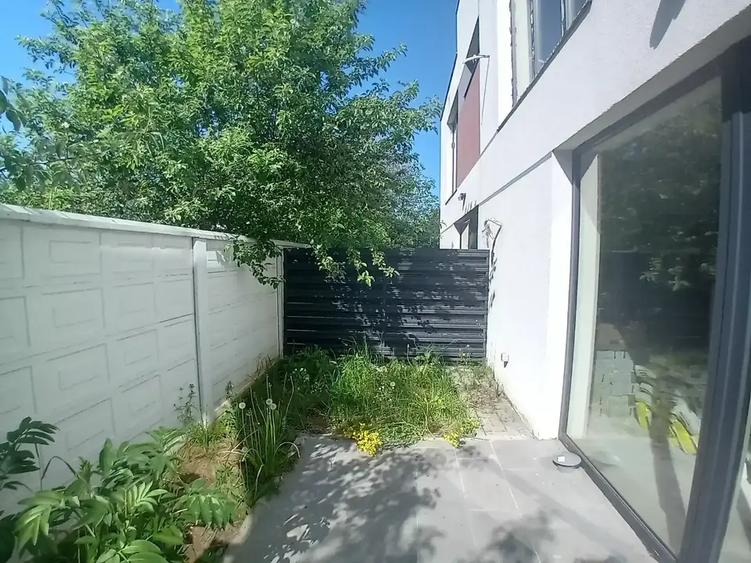 Vilă duplex boutique în Chitila, 4 camere, 115 mp