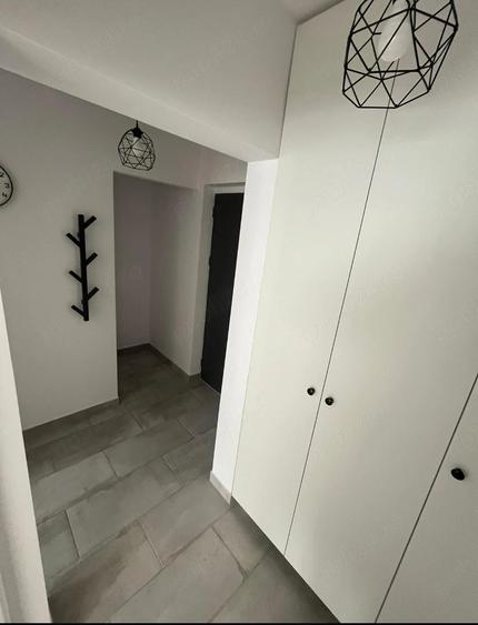 Tineretului parc metrou- renovata capital- totul nou