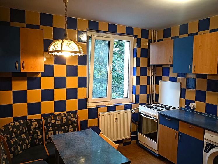 Vanzare apartament 2 camere Titan - 1 Decembrie 1918 – bloc reabilitat