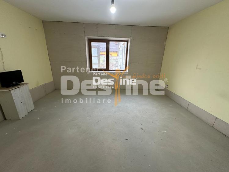 Comision Zero% Casă la gri cu teren 450 mp, încălzire în pardoseală – Pașcani