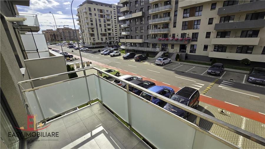 Apartament 2 camere, et. 1 Maurer, 55mp, parcare, decomandat.