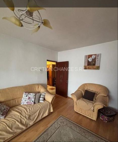 40562 Apartament 3 camere Dacia