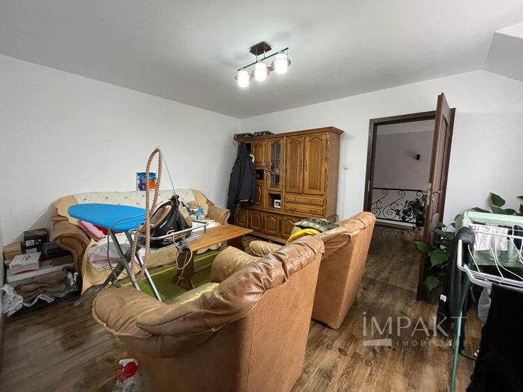 Casa cu 4 Camere si Garaj in Cartierul Someseni, Cluj-Napoca
