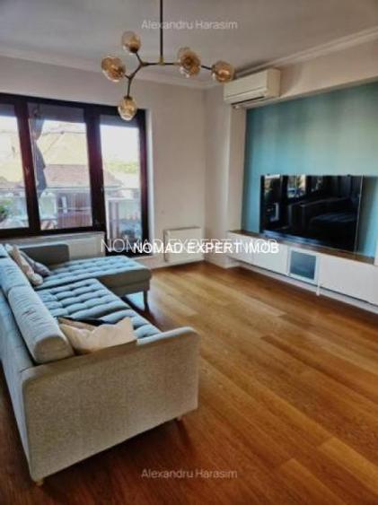3 camere Piata Victoriei bloc boutique 2018 - 2