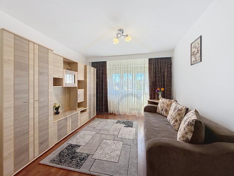 Apartament 2 camere decomandate, 55 mp, zona NTT - P-ta M.Viteazu