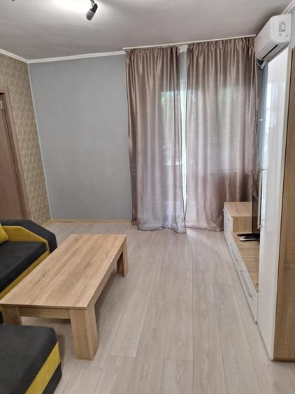 Apartament 2 camere, semidecomandat, 40 mp, ac, balcon, metrou, Piata Sudului