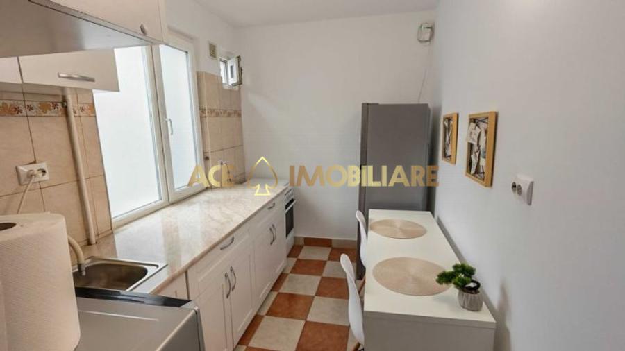2 Camere de inchiriat | Unirii | Metrou | Mobilat - Utilat