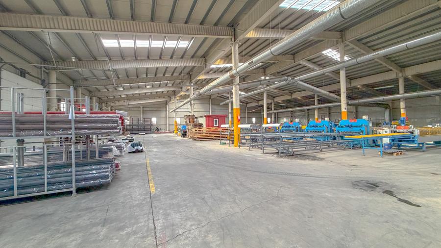 Hala Logistică / Producție de Vânzare | DN13 | Post Trafo Propriu