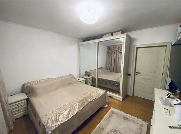 Apartament 3 camere decomandat Faleza Nord