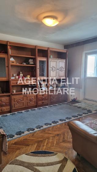 Apartament 3 camere, zona Parcul Curcubeului - 4