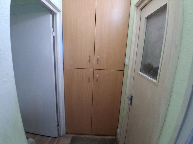 PACURARI ALPHA BANK 2 CAMERE SEMIDECOMANDAT PARTER 40 MP  COD 162801