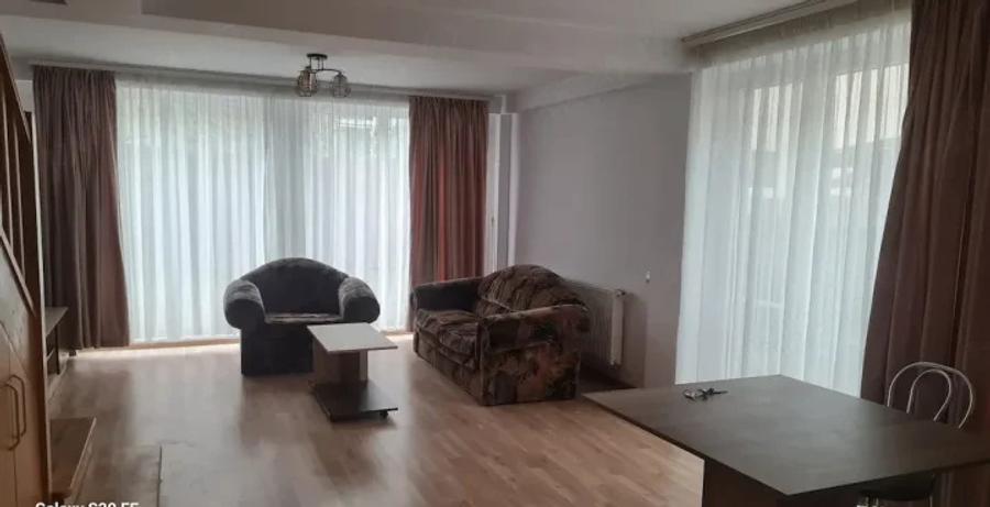 Casa de inchiriat GHENCEA. 4 camere, 2 bai, LOC DE PARCARE. CENTRALA PROPRIE