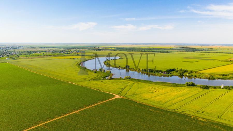 Teren ideal pentru dezvoltarea complexului rezidential cu deschidere la lac