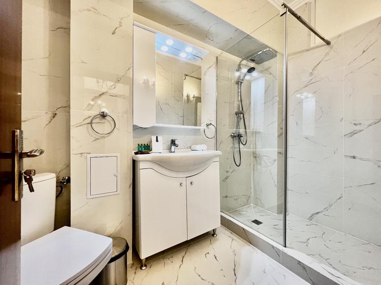 Apartament ultra-central , mobilat si utilat complet