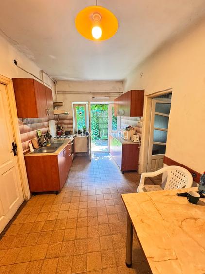 CASA Ultracentrala PIATA ROMANA – Teren 300mp  INVESTITIE CU POTENTIAL - 10