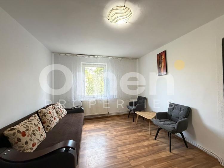 Apartament cu 2 camere, etaj intermediar, 50 mp, zona Bizo