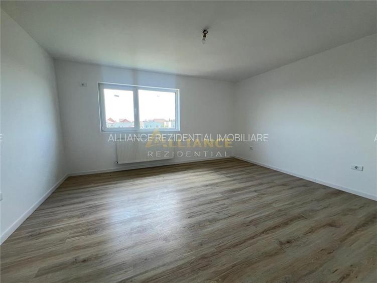 Casa tip duplex - 3 camere - 2 bai - 9