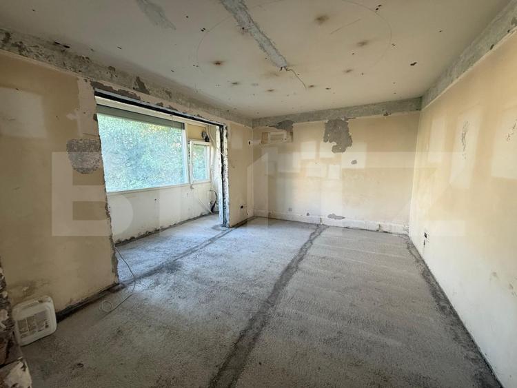 Apartament 4 camere ,decomadat – Zona Vest