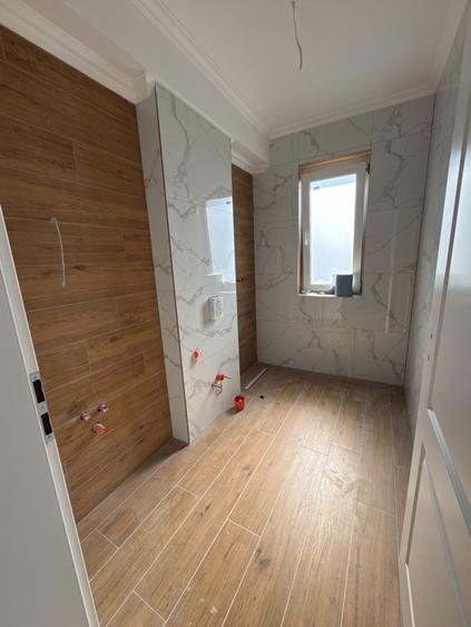 Apartament 3 camere / 2 bai / etaj 2 / parcare + boxa / ZONA CETATII