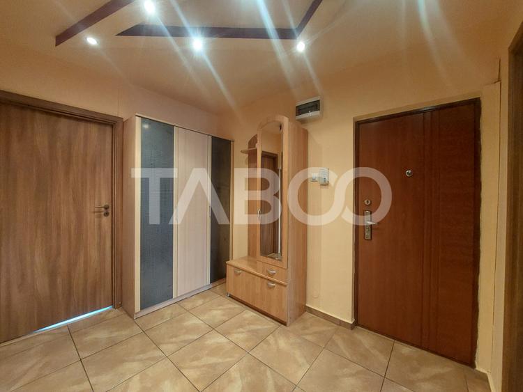 Apartament de inchiriat 3 camere 72 mp balcon Mihai Viteazul Sibiu