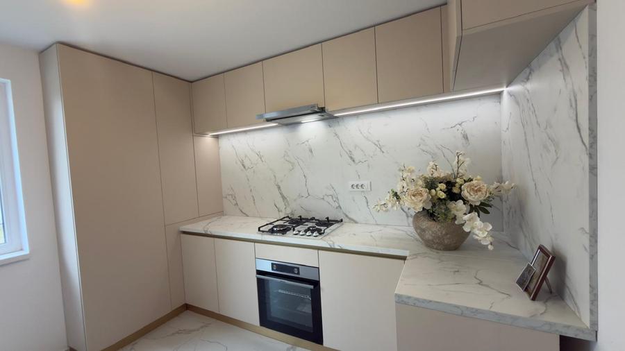 Intabulat! Ap 3 camere Parcare zona Bucium Visan