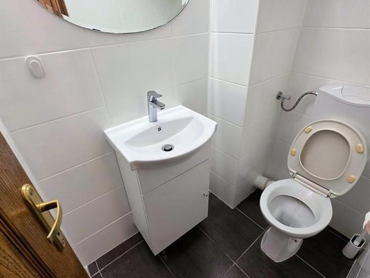 Banesa Inchiriez ap 3 cam modern mobilat utilat complet renovat nou prima inchir