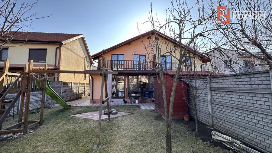 Duplex 4 camere, 126 mp, si teren de 300 mp in Giroc