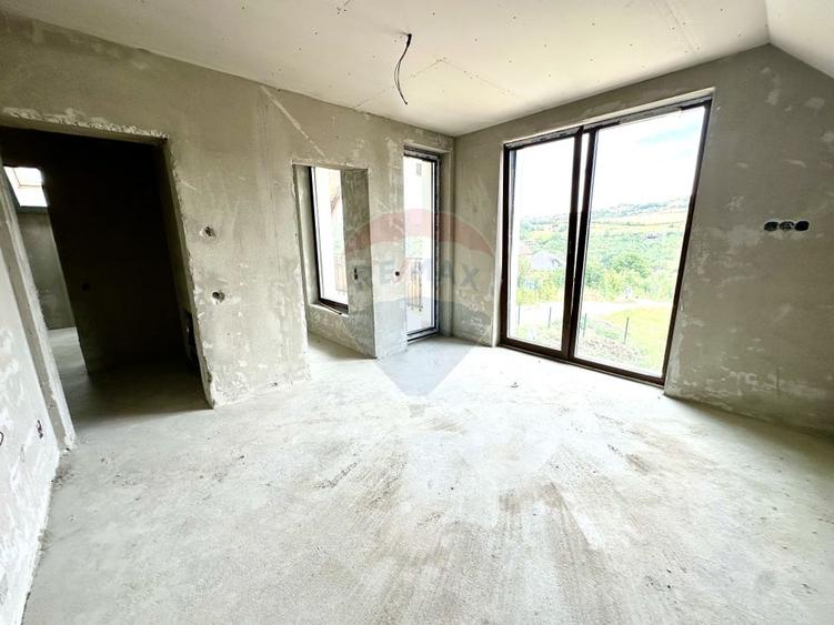 Casa individuala de vanzare in Salicea! 145 MP - 900 MP Teren