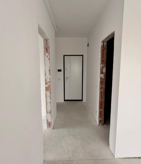 Apartament 3 camere, 2 băi, 2 balcoane | Parcare și boxă incluse |