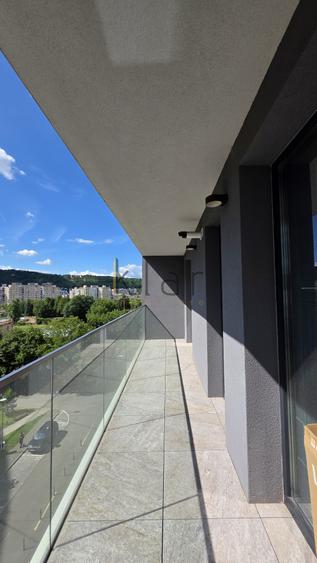 Apartament 2 camere 58mp,balcon,parcare,Plopilor Parcul Rozelor