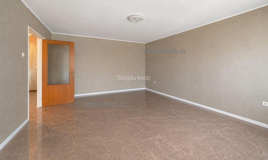 3 camere decomandat Metrou 1 Decembrie Sector 3 - 5