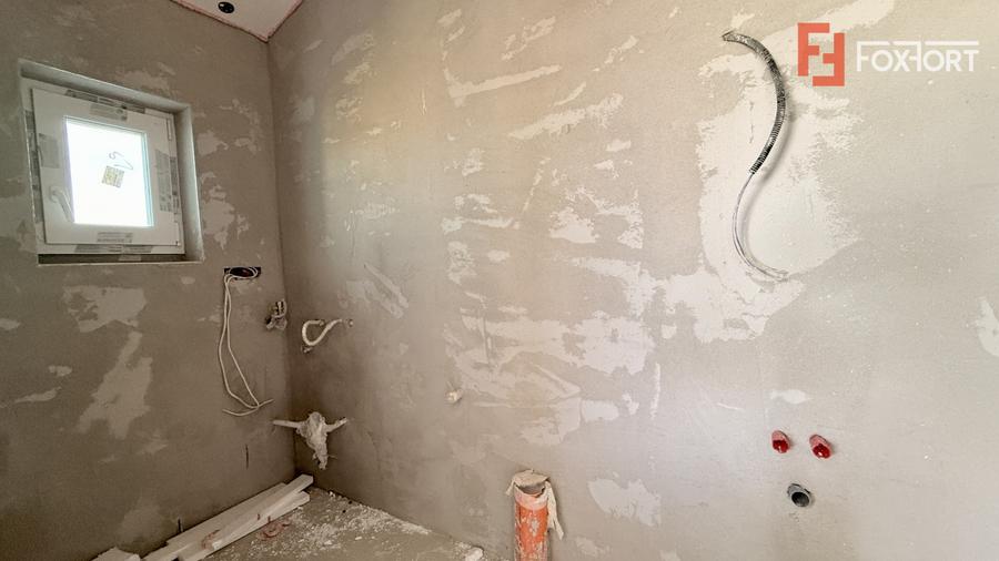 Duplex de vanzare 3 camere + pod mansardabil - Mosnita Veche