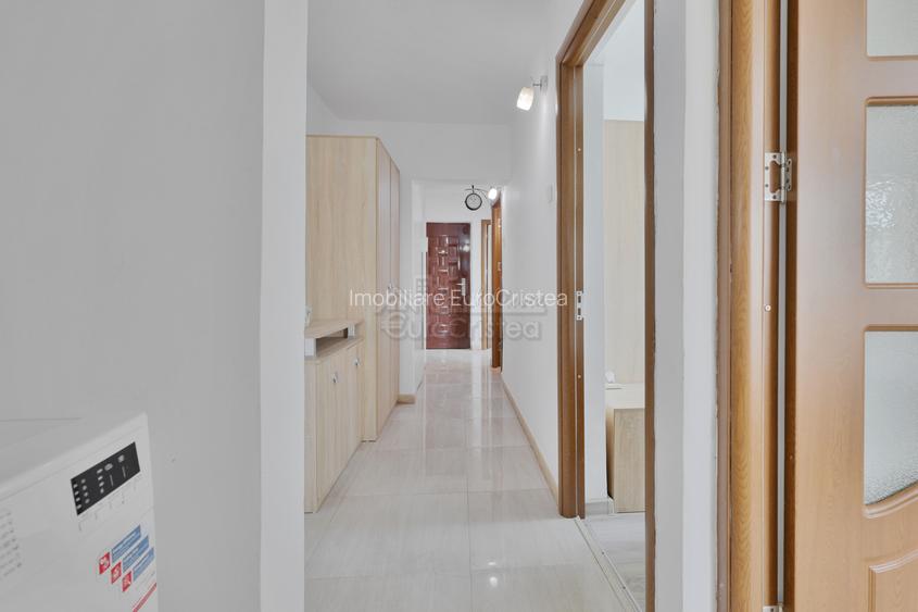 Apartament 3 camere cu vedere spectaculoasă la mare, la doar 100 metri de plajă - 9